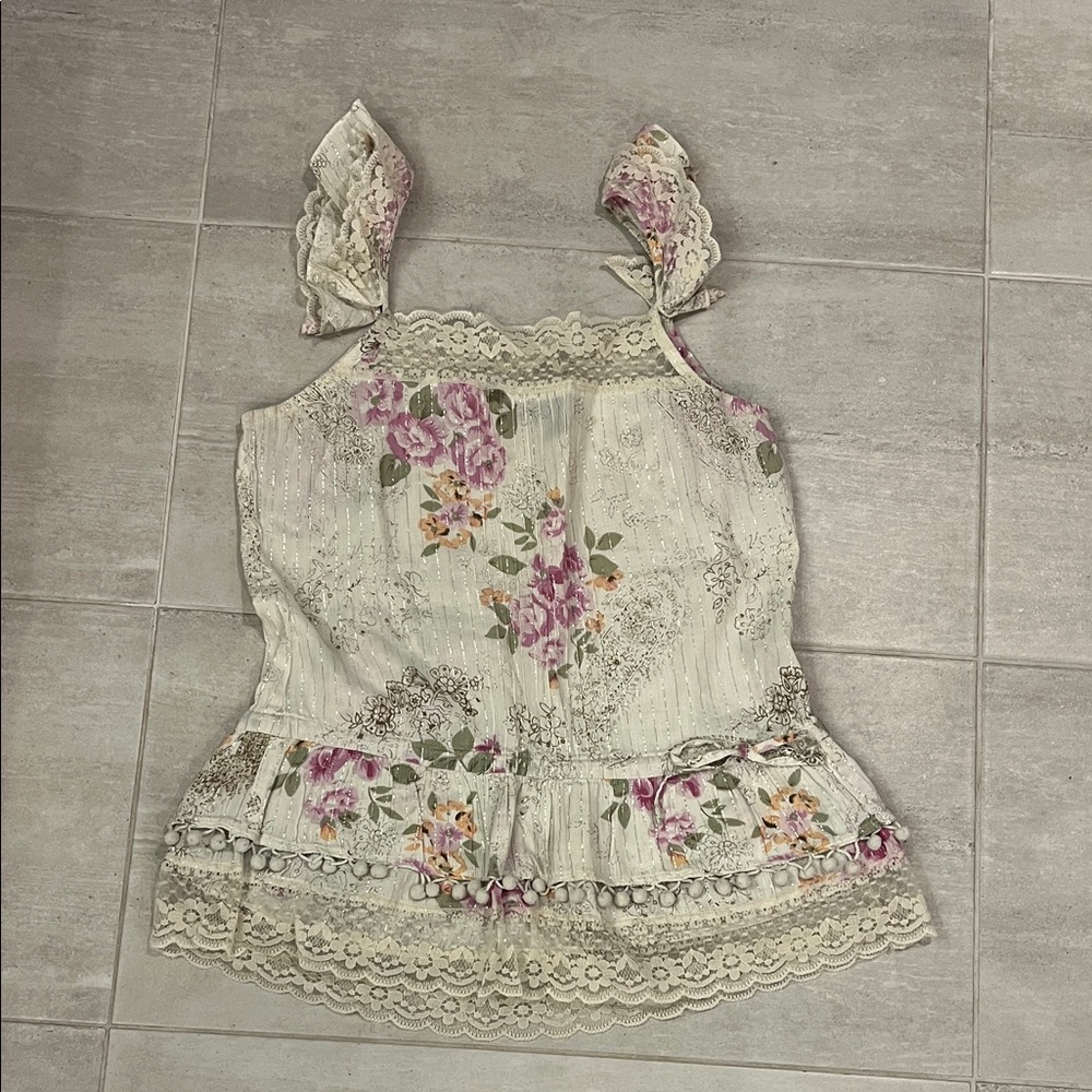 Vintage Y2K Floral Lace Trim Top